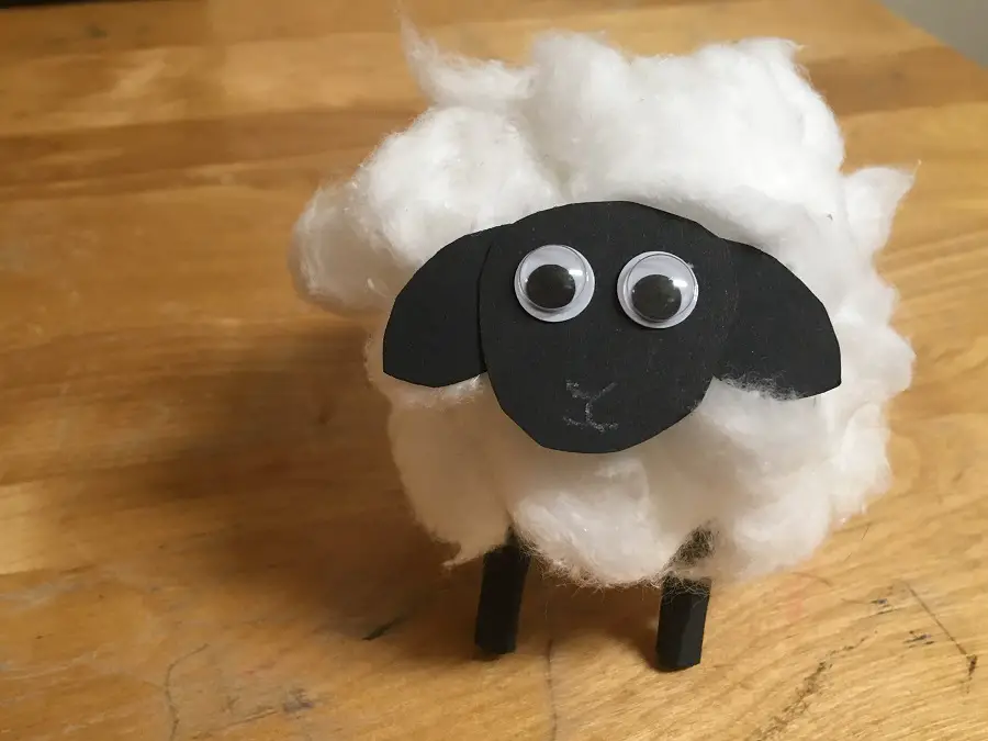 Toilet Paper Roll Sheep Craft - Mud Paper Scissors